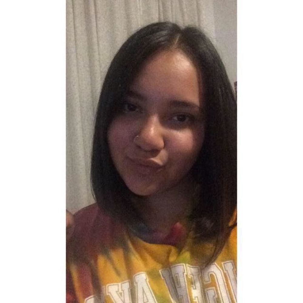 Meet your Posher, Teya